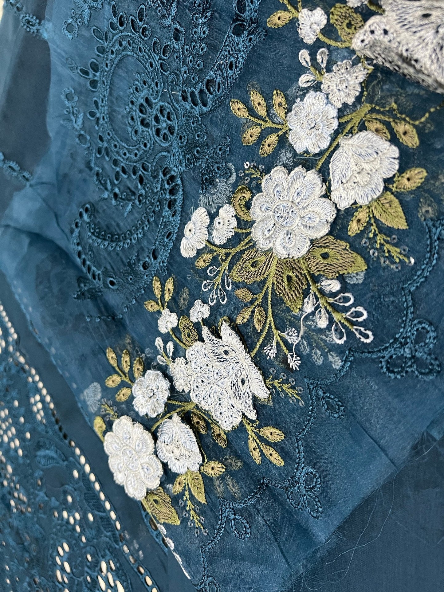 Maria B MB D - 2504 A - Ain Stores