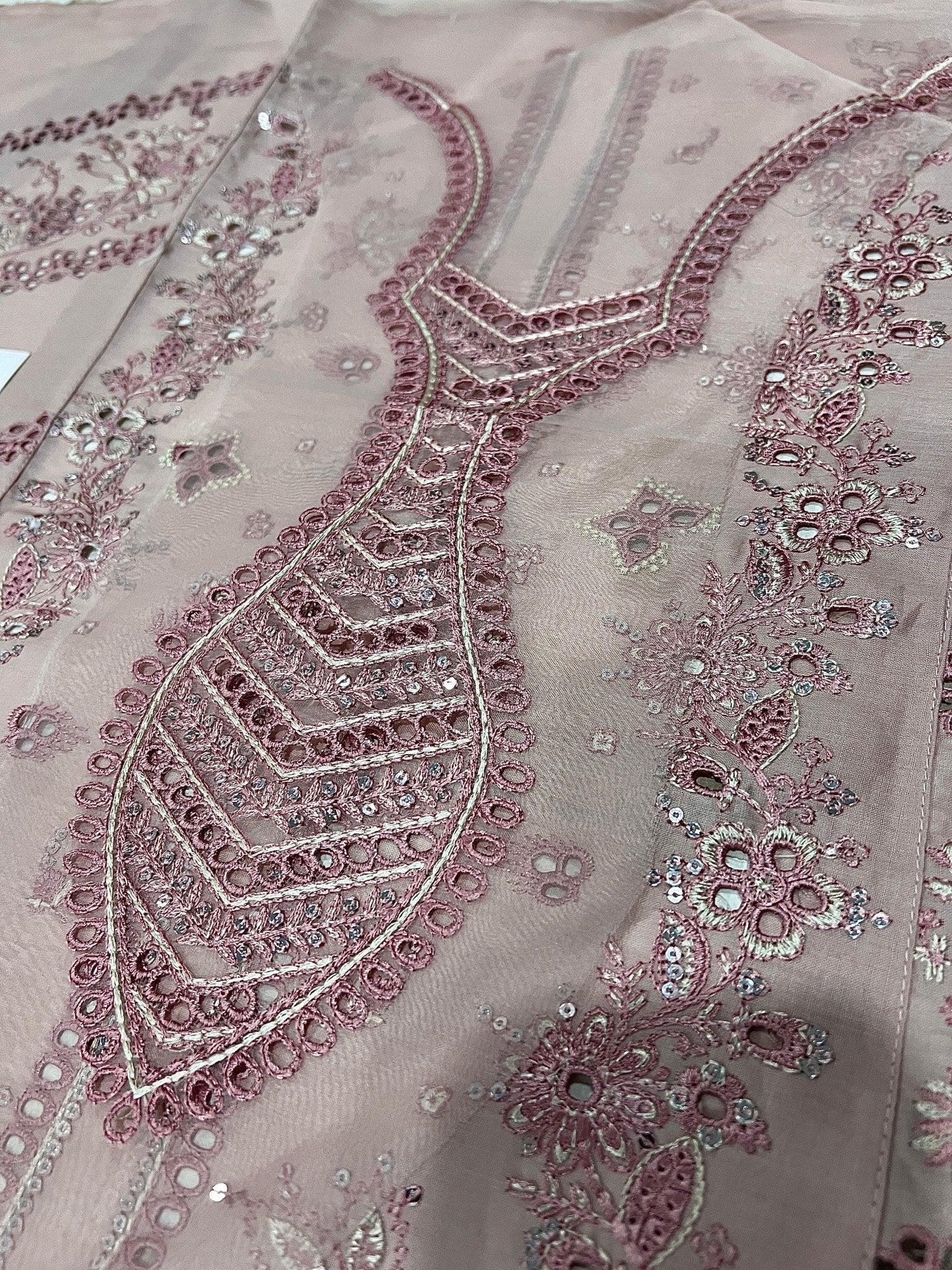 Qalamkar FK - 10 ZOE - Ain Stores